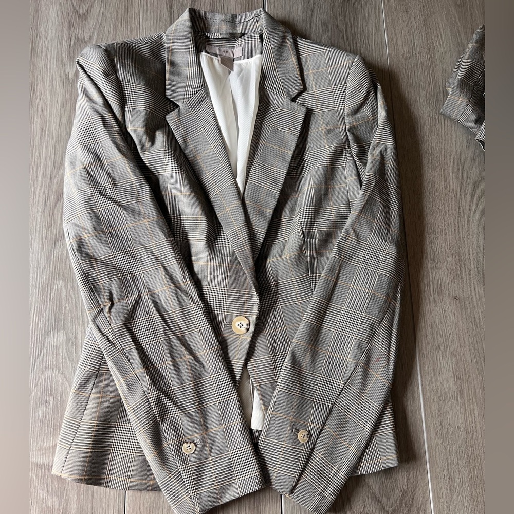 H&M Women’s Gray Blazer